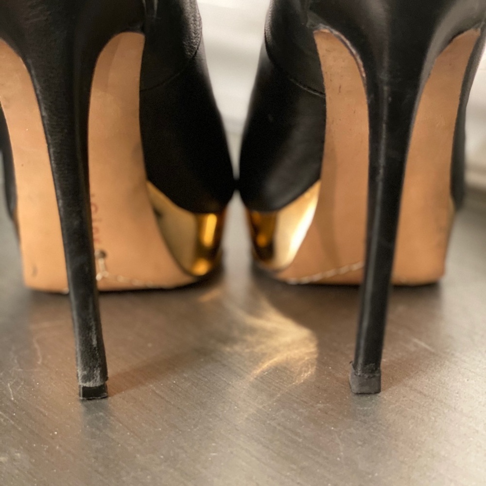 Ziginy Project Platform Pump - image 5